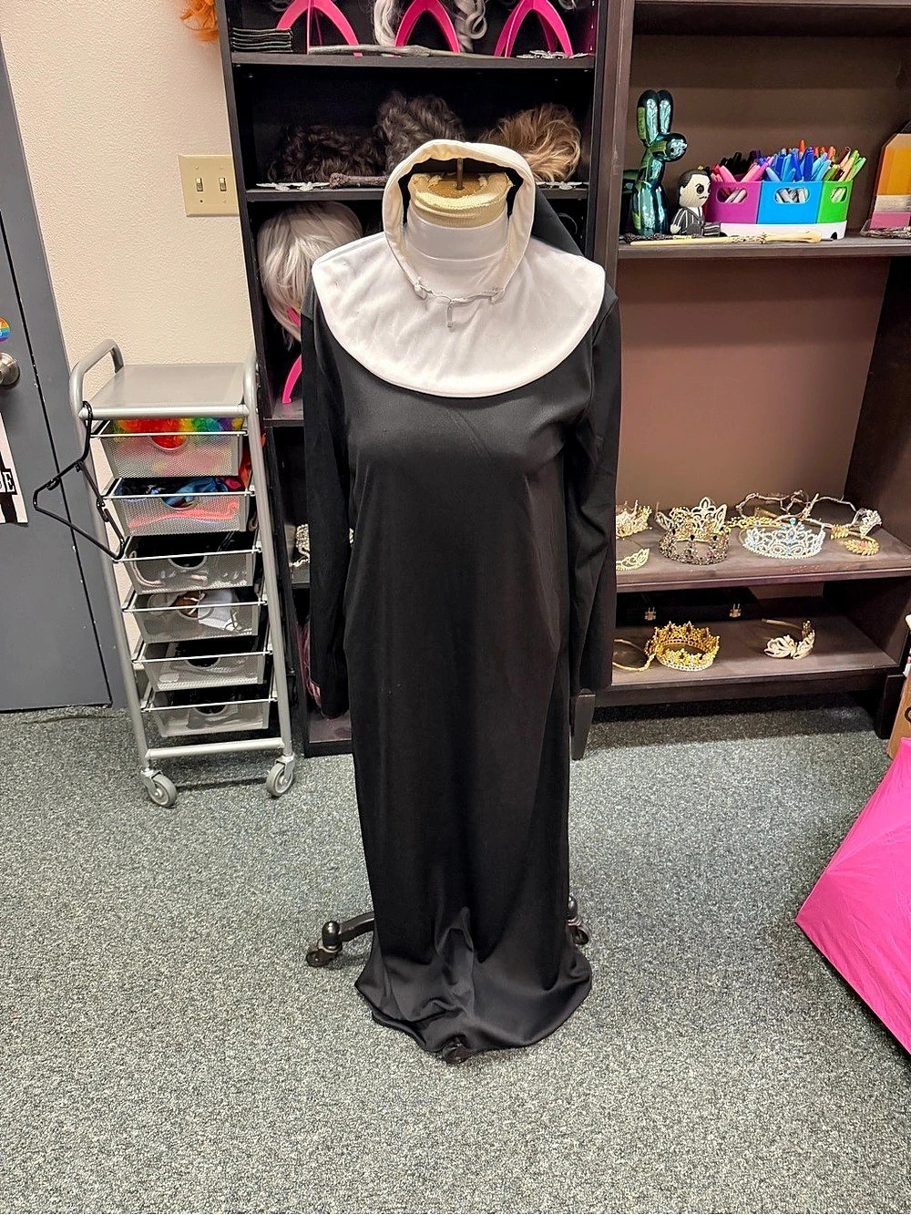 Costume Culture Maxi Costume in Black & White Size Small Like New